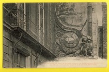 cpa Rare 75 - PARIS Rue des Coutures St Gervais Détail Cour de L'HÔTEL SALÉ