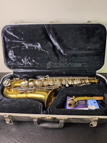 Selmer bundy alto saxophone - selmer, ii