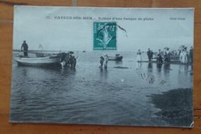 CPA  CAYEUX-SUR-MER - RETOUR D'UNE BARQUE DE PECHE