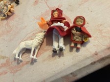 Poupées ARI 11 et 7 cm et