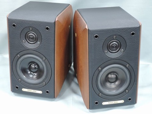 Sonus faber toy wood bookshelf - sonus,