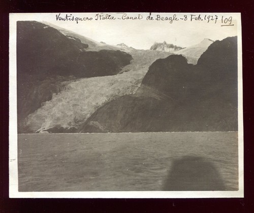 Photo 1927 canal beagle - ,
