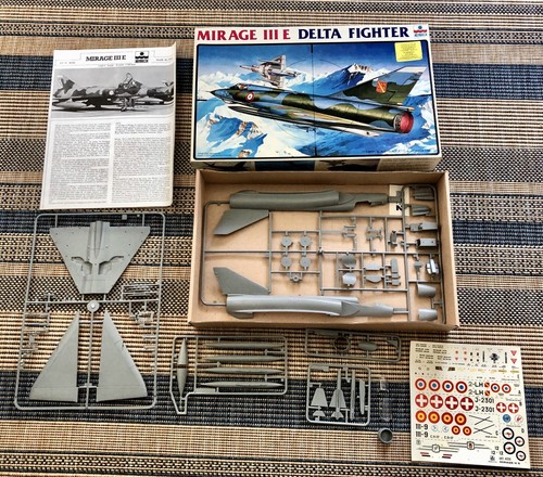 Esci mirage iii - iii(3), e