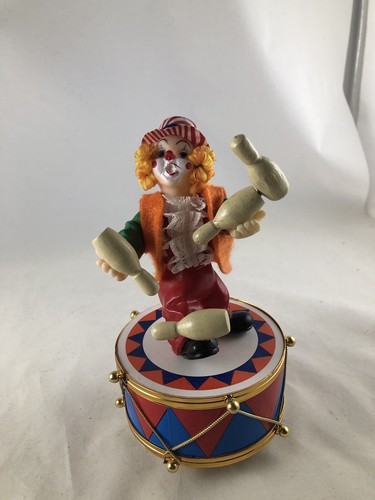 Vintage music box clown - vintage,