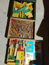 Lot d anciens jeux de construction bois