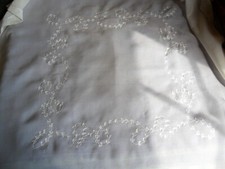 Vintage nappe,brodée,voilage