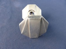 Poignée & rosace hexagonale