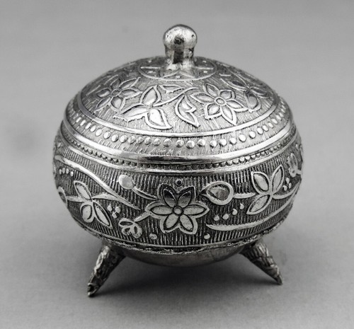 Boîte pilules argent - à,