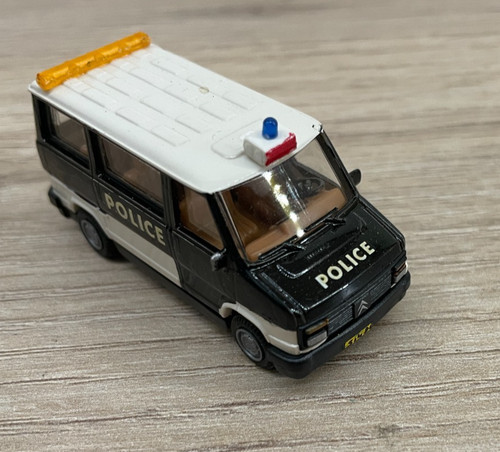 Praliné citroen c25 police - citroen,