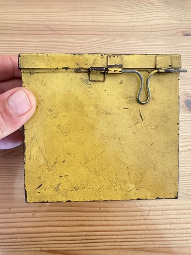 Militaria boite médicale