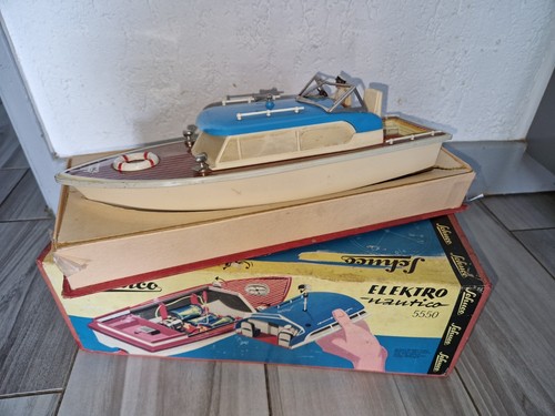 Bateau vedette 1960 - bateau,
