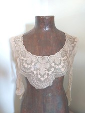 Bordure neuve de lingerie 1920/30 en tulle brodé de couleur chair