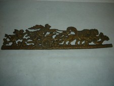 DÉCOR DE COURSE EN CHAR