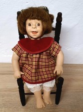 Poupée d'artiste poupée en