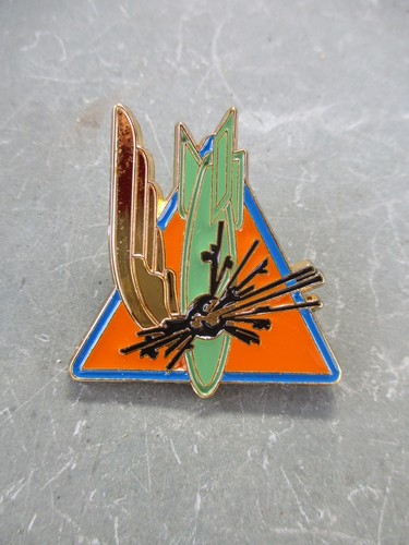 Rare insigne militaire - , unités
