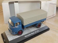 CAMION MERCEDES LP 911 Bleu