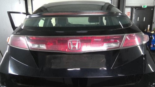 Malle hayon arriere honda - malle/hayon,