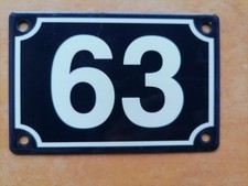 ancienne plaque émaillée  de maison rue n° 63