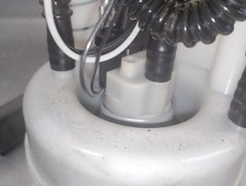 8200368239 jauge à carburant