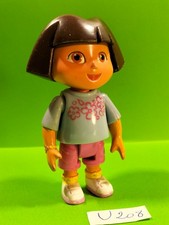 Figurine U208 : Dora