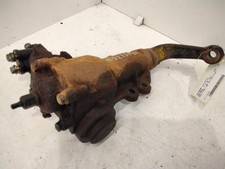 Boitier de direction NISSAN