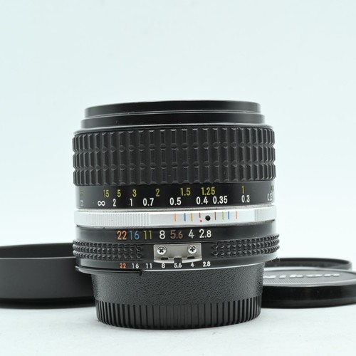 Objectif grand angle nikon - objectif,