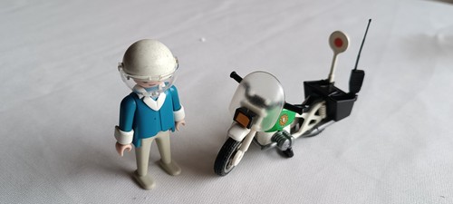 Policier moto réf - et,