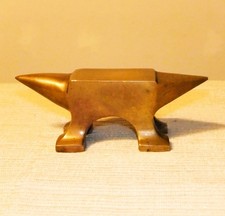 ANCIEN ENCLUME D'HORLOGER OU