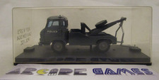 VOITURE 1/43 SAVIEM SG4 POLICE