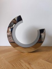 Beau vase demi-lune en métal argenté par Philippi Design