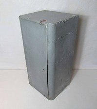 meuble étagère design indus industriel zing métal riveté vintage caravaning