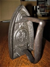 ancien fer à repasser, fonte