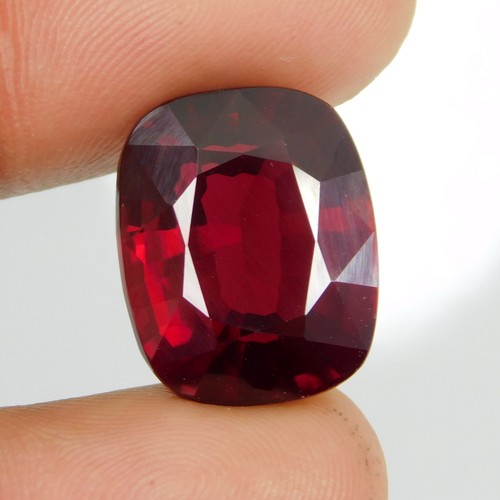 Grenat rouge almandine naturel