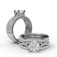 Bague sertie d'or blanc 14