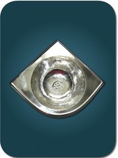 VASQUE D'ANGLE EN MAILLECHORT_LAVE MAIN WC_VASQUE MAROCAINE_LAVABO DESIGN MAROC