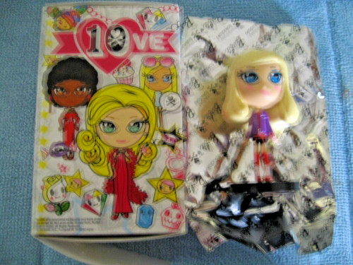 Barbie tokidoki mini vinyl - tokidoki,
