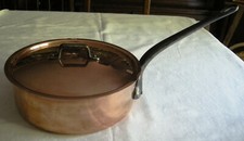 BELLE SAUTEUSE ET SON