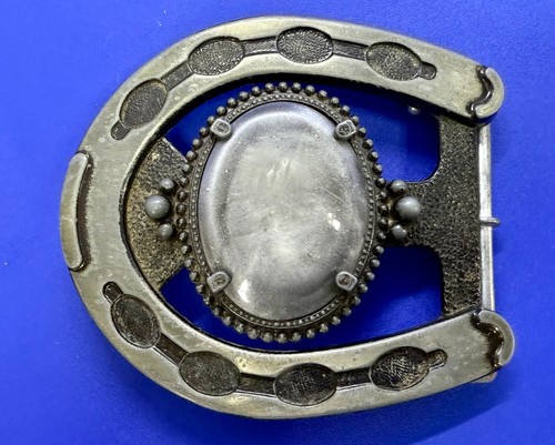 Cabochon centerpiece - 40,