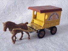 SUPERBE CHARIOT HIPPOMOBILE FOURGON  Tracté par  1 CHEVAL Beige Proche 1/43