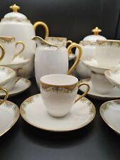 Service à café en porcelaine