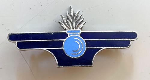 Médaille broche pucelle - broche,,