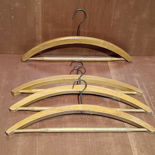 Vieux cintres bois double - vieux, en