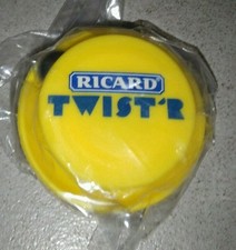 BOUCHON DU VERRE Éric bathes