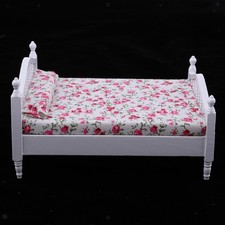 1/12 Lit en bois miniature de