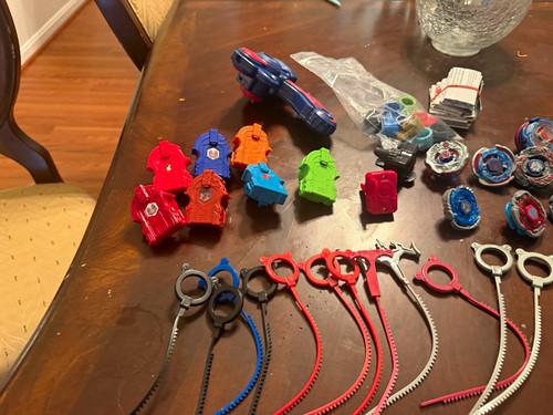 Beyblade metal fusion - beyblade, lot