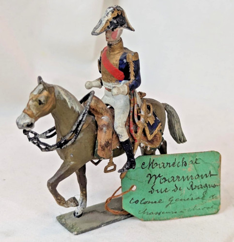Chef militaire cheval - à, –