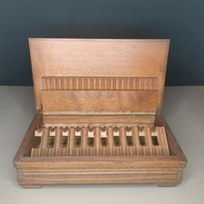 Étui/boite à cigarettes en bois avec couvercle scène religieuse collection