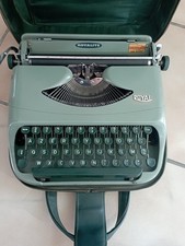MACHINE À ÉCRIRE ROYAL