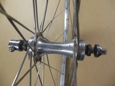 Roue  Avant  700 C  MAVIC   + pneu  + chambre