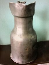 etain ORLEANS 18e pichet H23.        Voyez mes autres objets